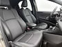 Toyota Yaris 1.5 Hybrid 130 Executive | BTW voertuig | Stoel+stuurverwarming | Dodehoek detectie | Parkeersensoren voor+achter | Apple CarPlay/Android Auto | Cruise Control Adaptive |