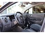 Renault Captur 1.2 TCe Dynamique, Climate, Cruise, Camera A, PDC V+A, Trekhaak, Navi, Prijs is Rijklaar Inclusief 6 Maanden Garantie