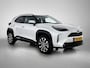 Toyota Yaris Cross 1.5 Hybrid 115 First Edition + | BTW Voertuig | Stoel+stuurverwarming | Draadloze telefoonlader | Apple CarPlay/Android Auto | Cruise Control Adaptive | Achteruitrijcamera |
