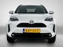 Toyota Yaris Cross 1.5 Hybrid 115 First Edition + | BTW Voertuig | Stoel+stuurverwarming | Draadloze telefoonlader | Apple CarPlay/Android Auto | Cruise Control Adaptive | Achteruitrijcamera |
