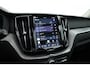 Volvo XC60 2.0 T6 Plug-in hybrid AWD Plus Dark | RIJKLAAR!! | Pano | Leder | Trekhaak | Adapt. Cruise | Stoel- Stuurverw. | 360cam | Memory | Harman Kardon