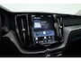 Volvo XC60 2.0 T6 Plug-in hybrid AWD Plus Dark | RIJKLAAR!! | Pano | Leder | Trekhaak | Adapt. Cruise | Stoel- Stuurverw. | 360cam | Memory | Harman Kardon