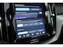 Volvo XC60 2.0 T6 Plug-in hybrid AWD Plus Dark | RIJKLAAR!! | Pano | Leder | Trekhaak | Adapt. Cruise | Stoel- Stuurverw. | 360cam | Memory | Harman Kardon