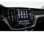 Volvo XC60 2.0 T6 Plug-in hybrid AWD Plus Dark | RIJKLAAR!! | Pano | Leder | Trekhaak | Adapt. Cruise | Stoel- Stuurverw. | 360cam | Memory | Harman Kardon