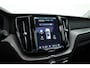 Volvo XC60 2.0 T6 Plug-in hybrid AWD Plus Dark | RIJKLAAR!! | Pano | Leder | Trekhaak | Adapt. Cruise | Stoel- Stuurverw. | 360cam | Memory | Harman Kardon