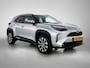 Toyota Yaris Cross 1.5 Hybrid 115 First Edition | BTW Voertuig | Stoel+stuurverwarming | Draadloze telefoonlader | Apple CarPlay/Android Auto | Cruise Control Adaptive | Achteruitrijcamera |