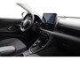 Toyota Yaris 1.5 Hybrid 115 Dynamic | €3.000,- Korting | Apple Carplay / Android Auto | Dodehoek detectie | Parkeersensoren voor/achter | Stoel-/stuurverwarming | Adaptive Cruise | Clima | Keyless | Camera | 16 inch