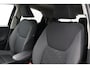 Toyota Yaris 1.5 Hybrid 115 Dynamic | €3.000,- Korting | Apple Carplay / Android Auto | Dodehoek detectie | Parkeersensoren voor/achter | Stoel-/stuurverwarming | Adaptive Cruise | Clima | Keyless | Camera | 16 inch