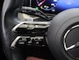 Mercedes-Benz C-klasse 180 AMG Line | Night | Multispaaks velgen | Achteruitrijcamera | Stoelverwarming |
