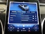 Mercedes-Benz C-klasse 180 AMG Line | Night | Multispaaks velgen | Achteruitrijcamera | Stoelverwarming |