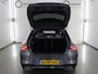 Mercedes-Benz CLA Shooting Brake 180 Luxury Line | Beige interieur | Distronic | Extra getint glas | Keyless | Stoelverwarming |