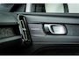 Volvo XC40 252PK Extended Range Ultimate 82 kWh | Panoramadak | Adap Cruise | Getint Glas | Memory