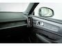 Volvo XC40 252PK Extended Range Ultimate 82 kWh | Panoramadak | Adap Cruise | Getint Glas | Memory