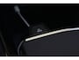 Renault Rafale 1.2 E-Tech 4x4 Plug-in Hybrid 300 Esprit Alpine | 300 PK | Panoramadak | Matrix LED | Head-up display | Trekhaak | Renault Rafale Esprit Alpine met 300 PK plug-in hybride aandrijving, voorzien van een 1.2-liter 3-cilinder benzinemotor in combinatie met elektromotoren en 4x4-aandrijving. Uitgerust met pano
