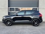 Volvo XC40 2.0 T4 R-Design / Navigatie / Airco Automatisch / Sensoren Voor&Achter / Achterklep Automatisch / Start&Stop /