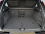 Volvo XC40 2.0 T4 R-Design / Navigatie / Airco Automatisch / Sensoren Voor&Achter / Achterklep Automatisch / Start&Stop /