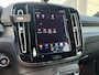 Volvo XC40 2.0 T4 R-Design / Navigatie / Airco Automatisch / Sensoren Voor&Achter / Achterklep Automatisch / Start&Stop /