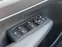 Volvo XC40 2.0 T4 R-Design / Navigatie / Airco Automatisch / Sensoren Voor&Achter / Achterklep Automatisch / Start&Stop /