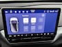Volkswagen ID.4 Pro Limited Edition 77 kWh 286 PK | Trekhaak | Black style | Apple Carplay draadloos | Camera | Keyless access | Dodehoeksensoren | Navigatie | Android Auto draadloos | 19" Lichtmetalen velgen | Stoelverwarming | Adaptieve cruise control | Stuurverwarming |