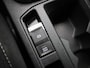 Volkswagen T-Roc 1.0 TSI Life 110 PK| Origineel Nederlands | Navigatie | Achteruitrijcamera | Digitale Cockpit Pro | Parkeersensoren | Privacy Glas