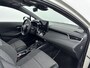 Toyota Corolla Touring Sports Hybrid 140 Dynamic | Apple Carplay / Android Auto | Stoelverwarming | Parkeersensoren voor/achter | Adaptive Cruise | Keyless | Clima | Camera | Full LED | 17 inch