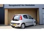 Peugeot 107 1.0-12V 68pk Sportium 5 drs Airco Elek pakket *73272km* Toerenteller 14 inch LM *Goed onderhouden*