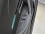 Peugeot e-2008 EV Allure 50 kWh | Parkeersensoren | Navigatie | Apple Carplay/Android Auto | Climate Control | 17" LMV |