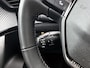 Peugeot e-2008 EV Allure 50 kWh | Parkeersensoren | Navigatie | Apple Carplay/Android Auto | Climate Control | 17" LMV |