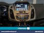 Ford Transit Connect 1.5 TDCI 101pk L2H1 Euro6 Airco | 3-Zits | Navigatie | Imperiaal | Trekhaak | Cruisecontrol | Android Auto Parkeersensoren, Verwarmde voorruit, Bijrijdersbank