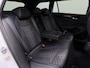 Volkswagen Passat Variant 1.5 eHybrid R-Line Edition | Panodak | Zwenkbare Trekhaak | Camera | Navi | ACC | Massage |