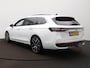 Volkswagen Passat Variant 1.5 eHybrid R-Line Edition | Panodak | Zwenkbare Trekhaak | Camera | Navi | ACC | Massage |