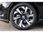 Volkswagen ID.Polo Life First Edition 52 kWh 211PK / 155kW, Achteruitrijcamera (Rear View), verwarmbare voorstoelen, navigatie, dodehoekdetectie (Side Assist), draadloos Apple Carplay & Android Auto, draadloos telefoon laden, grootlichtassistent, verwarmbaar stuurwiel, 2-zone climatronic, planbare voorklimatisering, 18'' LMV 'Linz'