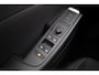 Volkswagen ID.Polo Life First Edition 52 kWh 211PK / 155kW, Achteruitrijcamera (Rear View), verwarmbare voorstoelen, navigatie, dodehoekdetectie (Side Assist), draadloos Apple Carplay & Android Auto, draadloos telefoon laden, grootlichtassistent, verwarmbaar stuurwiel, 2-zone climatronic, planbare voorklimatisering, 18'' LMV 'Linz'