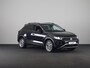 Volkswagen T-Roc 1.5 TSI Life 150 pk Automaat (DSG) | Navigatie | Parkeersensoren (Park assist) | Achteruitrijcamera | Adaptieve cruise control | Autom. airco |