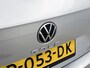 Volkswagen Golf Variant 1.0 eTSI Life Business 110 PK | Automaat | Navigatie | Parkeersensoren | Adaptive Cruise Control | Apple Carplay | Android Auto | Stoelverwarming | Stuurverwarming | Climatronic | Lichtmetalen velgen |