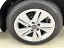 Volkswagen Golf Variant 1.0 eTSI Life Business 110 PK | Automaat | Navigatie | Parkeersensoren | Adaptive Cruise Control | Apple Carplay | Android Auto | Stoelverwarming | Stuurverwarming | Climatronic | Lichtmetalen velgen |