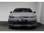Volkswagen Golf 1.4 GTE / GTI Look Diffuser / GTI look Spoiler / Maxton Design Bodykit / Matrix LED / Apple Carplay - Android Auto / Stoelverwarming / Ambienteverlichting / Moonstone Grey / 19'' LMV / Achteruitrijcamera / Sport-Chassis / Rode zadels / DCC / Mistverlichting LED / Adaptive Cruise Control