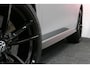 Volkswagen Golf 1.4 GTE / GTI Look Diffuser / GTI look Spoiler / Maxton Design Bodykit / Matrix LED / Apple Carplay - Android Auto / Stoelverwarming / Ambienteverlichting / Moonstone Grey / 19'' LMV / Achteruitrijcamera / Sport-Chassis / Rode zadels / DCC / Mistverlichting LED / Adaptive Cruise Control