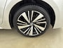 Toyota Corolla Touring Sports Hybrid 140 Dynamic | Apple Carplay / Android Auto | Stoelverwarming | Parkeersensoren voor/achter | Adaptive Cruise | Keyless | Clima | Camera | Full LED | 17 inch