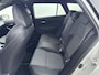 Toyota Corolla Touring Sports Hybrid 140 Dynamic | Apple Carplay / Android Auto | Stoelverwarming | Parkeersensoren voor/achter | Adaptive Cruise | Keyless | Clima | Camera | Full LED | 17 inch