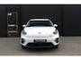 Kia Niro EV E-Niro ExecutiveLine 64 kWh | Warmtepomp | 3 Fase | Adaptive Cruise | Stoelventilatie | Leder | Camera | Orig NL