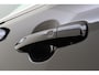 Volvo V40 T3 R-DESIGN -PANO.DAK|PREMIUM-SOUND|POWER-SEATS|LEDER|CAMERA|ADAP.CRUISE|STANDKACHEL|ADAP.LED|BLIS|SPORTCHASSIS|KEYLESS|RTI|PRIVACY.GLAS|17"