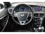 Volvo V40 T3 R-DESIGN -PANO.DAK|PREMIUM-SOUND|POWER-SEATS|LEDER|CAMERA|ADAP.CRUISE|STANDKACHEL|ADAP.LED|BLIS|SPORTCHASSIS|KEYLESS|RTI|PRIVACY.GLAS|17"