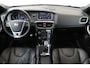 Volvo V40 T3 R-DESIGN -PANO.DAK|PREMIUM-SOUND|POWER-SEATS|LEDER|CAMERA|ADAP.CRUISE|STANDKACHEL|ADAP.LED|BLIS|SPORTCHASSIS|KEYLESS|RTI|PRIVACY.GLAS|17"