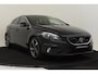 Volvo V40 T3 R-DESIGN -PANO.DAK|PREMIUM-SOUND|POWER-SEATS|LEDER|CAMERA|ADAP.CRUISE|STANDKACHEL|ADAP.LED|BLIS|SPORTCHASSIS|KEYLESS|RTI|PRIVACY.GLAS|17"