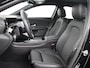 Mercedes-Benz A-klasse 180 Business Line | Half Leder | Stoelverwarming | Adaptive cruise | Camera | Park assist | Carplay | Climate control | Navigatie | DAB |