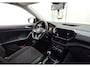 Volkswagen T-Cross 1.0 TSI Life 95 PK | Apple Carplay | Android Auto | Adaptive Cruise Control | Climatic | Lendensteun | Sportstoelen | Lichtmetalen velgen | LED dagrijverlichting | Getint glas |