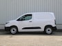 Toyota ProAce City 1.5 D-4D L1 Professional | Automaat | 3-zits | Clima | Navi | Camera | Cruise | Dodehoek detectie | Stoel- en stuurverwarming | Digitale binnenspiegel |