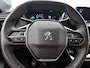 Peugeot 208 1.2 PureTech Allure Pack 101 PK | Apple carplay | Android auto | Climate control | Adaptive cruise control | Camera | Parkeersensoren | Lichtmetalen velgen | Stoelverwarming | Privacy glass |