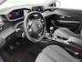 Peugeot 208 1.2 PureTech Allure Pack 101 PK | Apple carplay | Android auto | Climate control | Adaptive cruise control | Camera | Parkeersensoren | Lichtmetalen velgen | Stoelverwarming | Privacy glass |